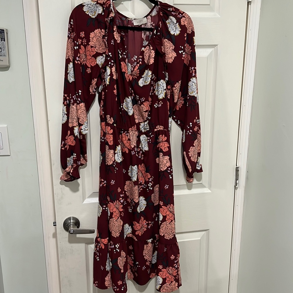 Loft outlet floral midi length dress